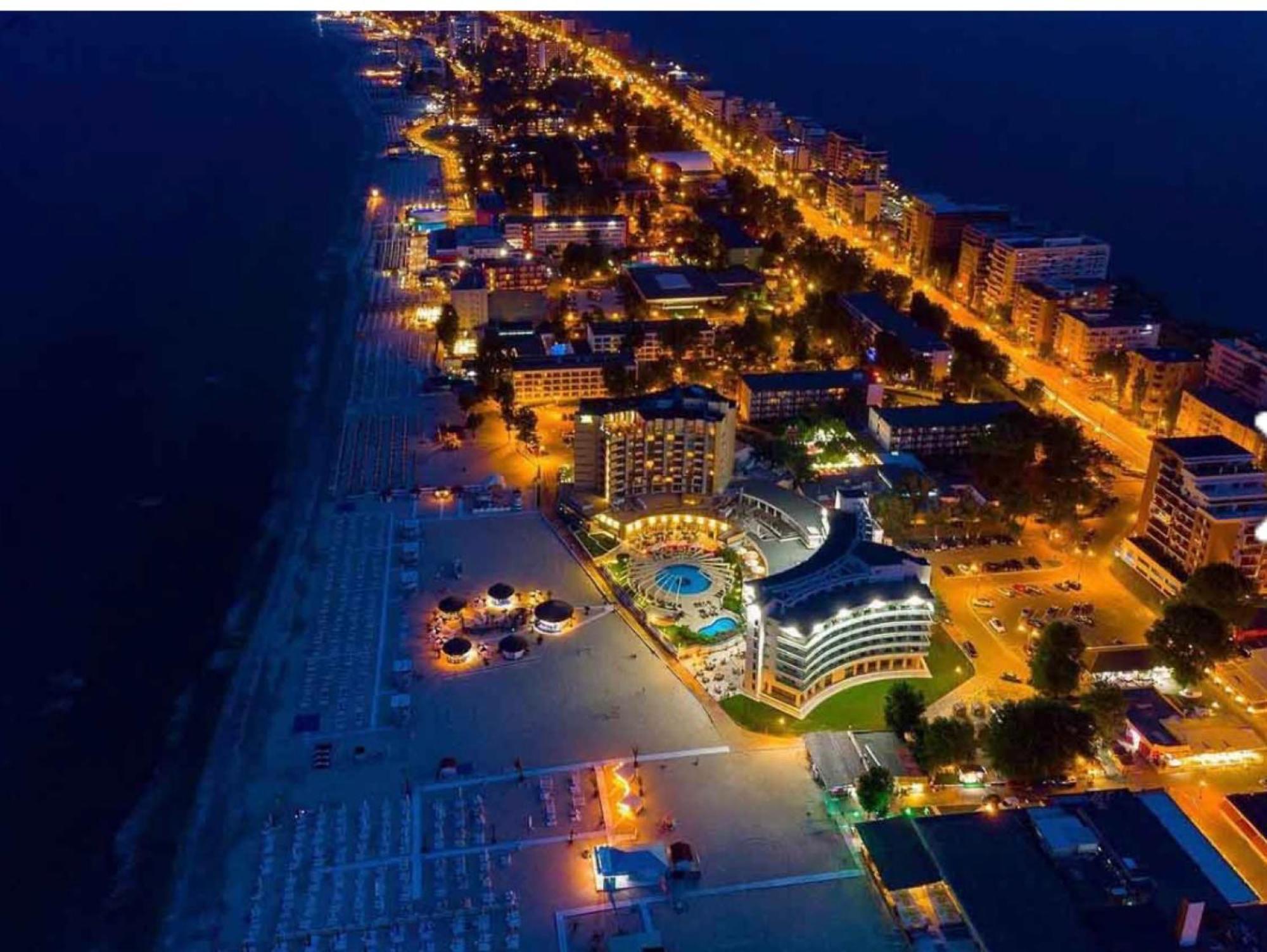 Grand Mamaia Lake Apartments コンスタンツァ エクステリア 写真