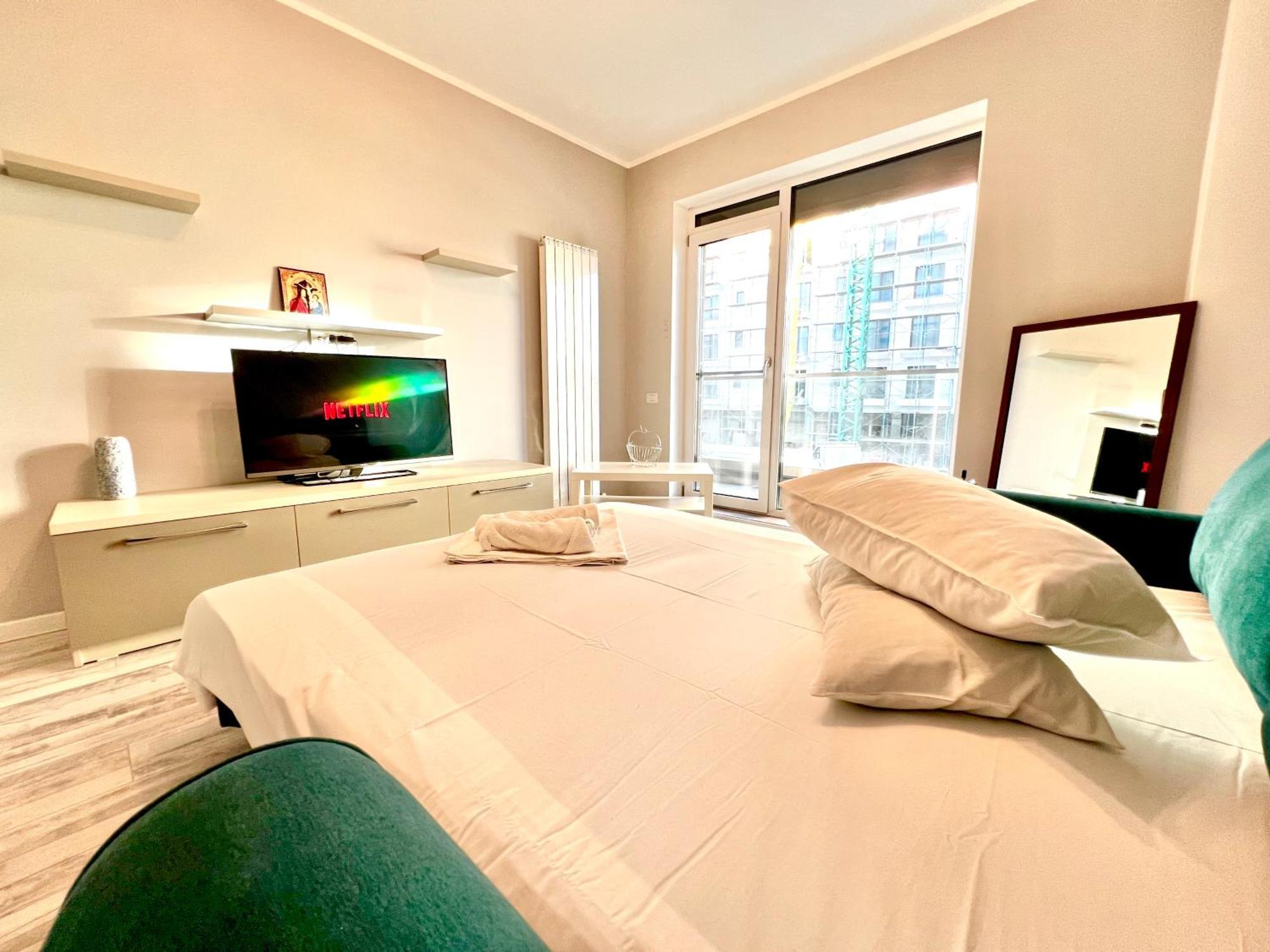 Grand Mamaia Lake Apartments コンスタンツァ エクステリア 写真
