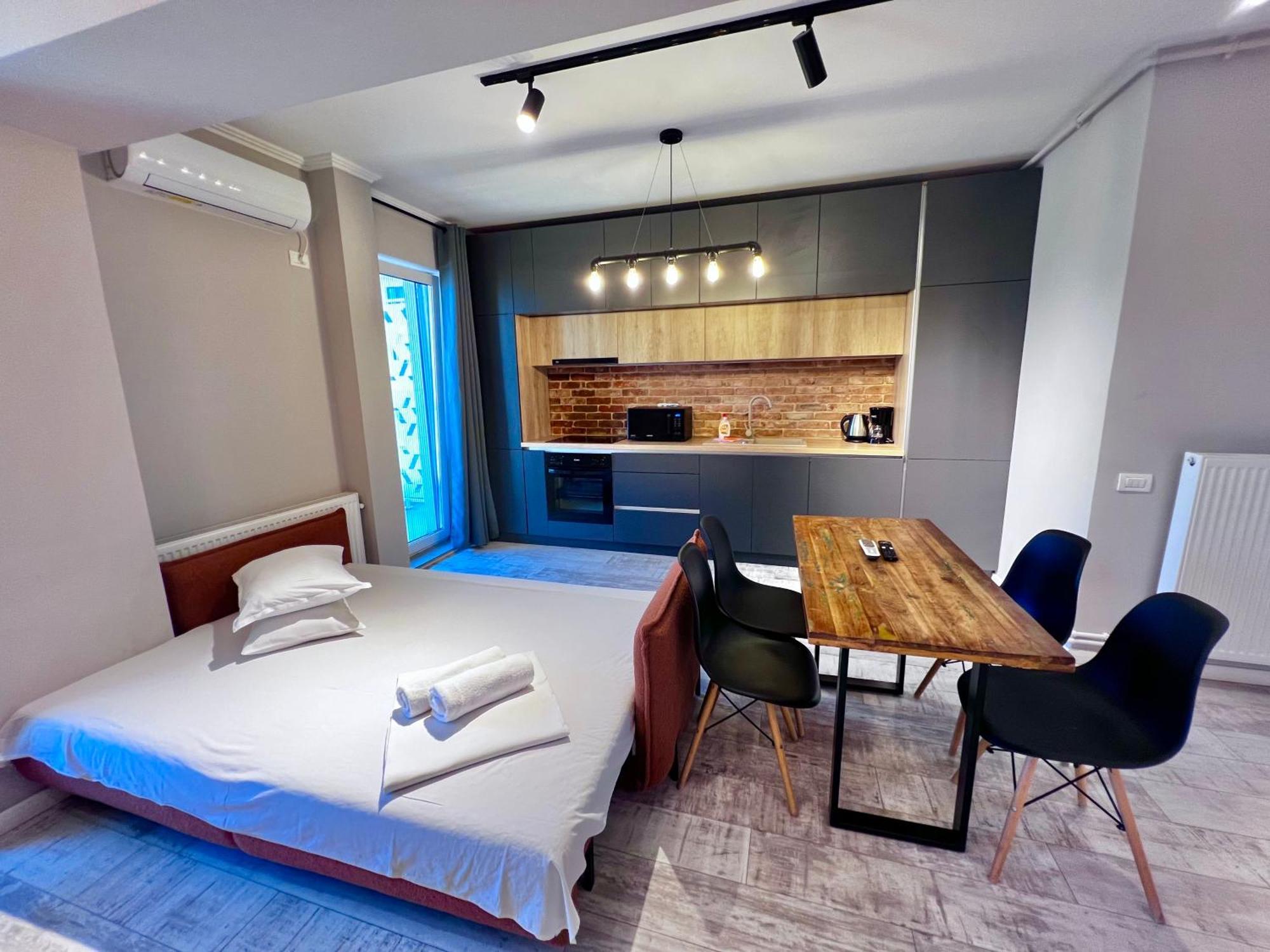Grand Mamaia Lake Apartments コンスタンツァ エクステリア 写真